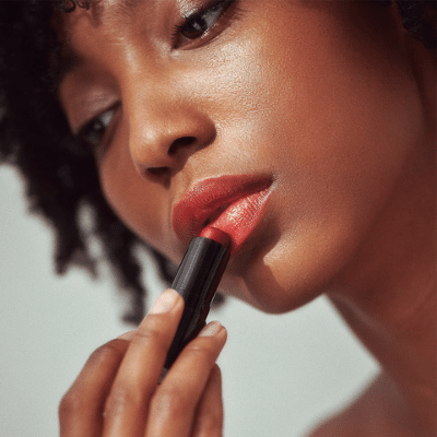 HENNE ORGANICS FEATURING AN AT HOME LIP FACIAL ROUTINE