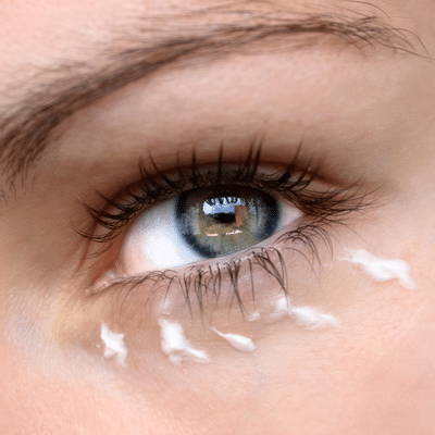 DO I NEED TO USE AN EYE CREAM?