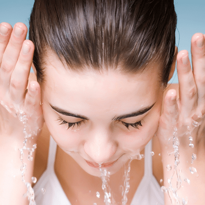 WHAT PRODUCTS SHOULD EVERYONE HAVE IN THEIR SKINCARE ROUTINE - PART 2