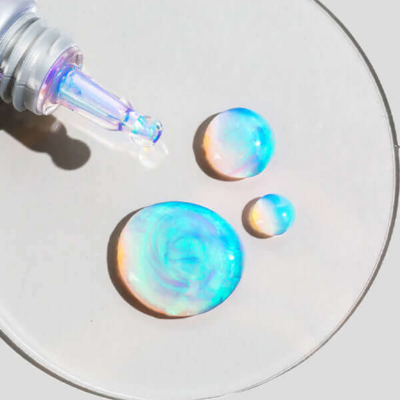 Eye Gel vs. Eye Cream: What’s the Difference and Which Should You Use?